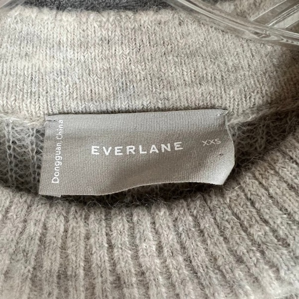 Everlane The Cocoon Crew Sweater Womens XXS Grey Alpaca Cozy Quiet Luxury Luxe - Picture 3 of 8